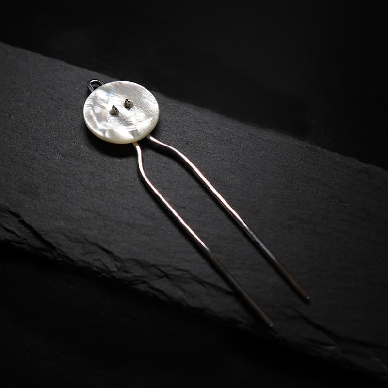 あまこち・お花の形の貝ボタンピアス