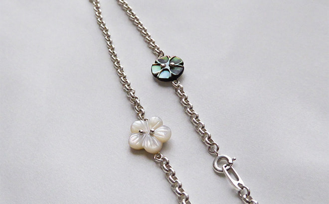 貝ボタンのネックレス Shell Button Necklace